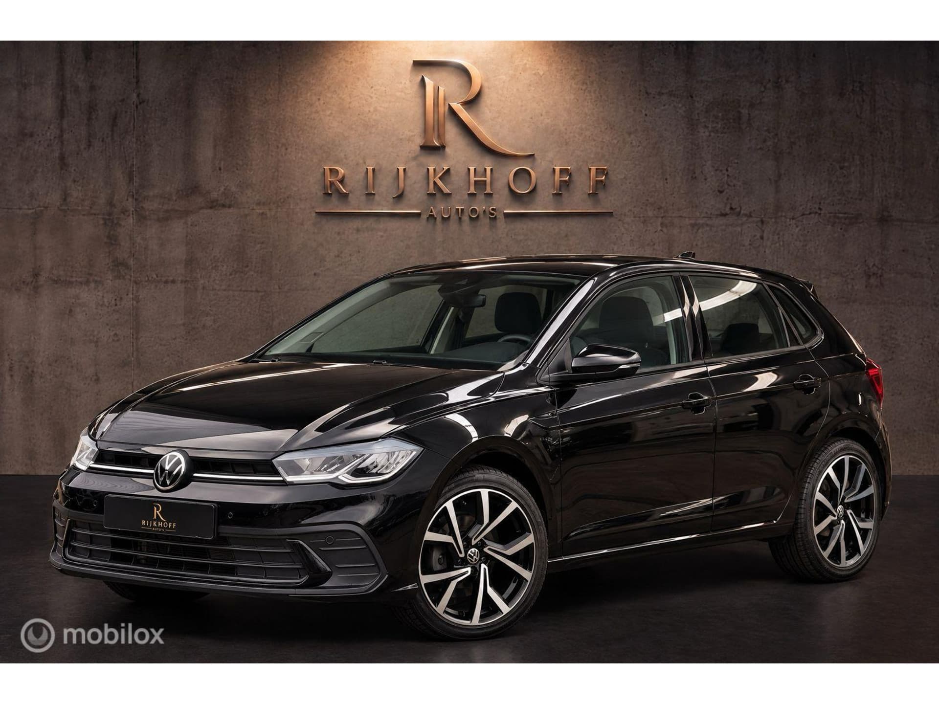 Volkswagen Polo 1.0 TSI | Camera | Automaat | Carplay, zwart, vooraanzicht